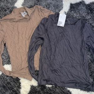 Monotone Cropped Turtleneck Bundle Size M